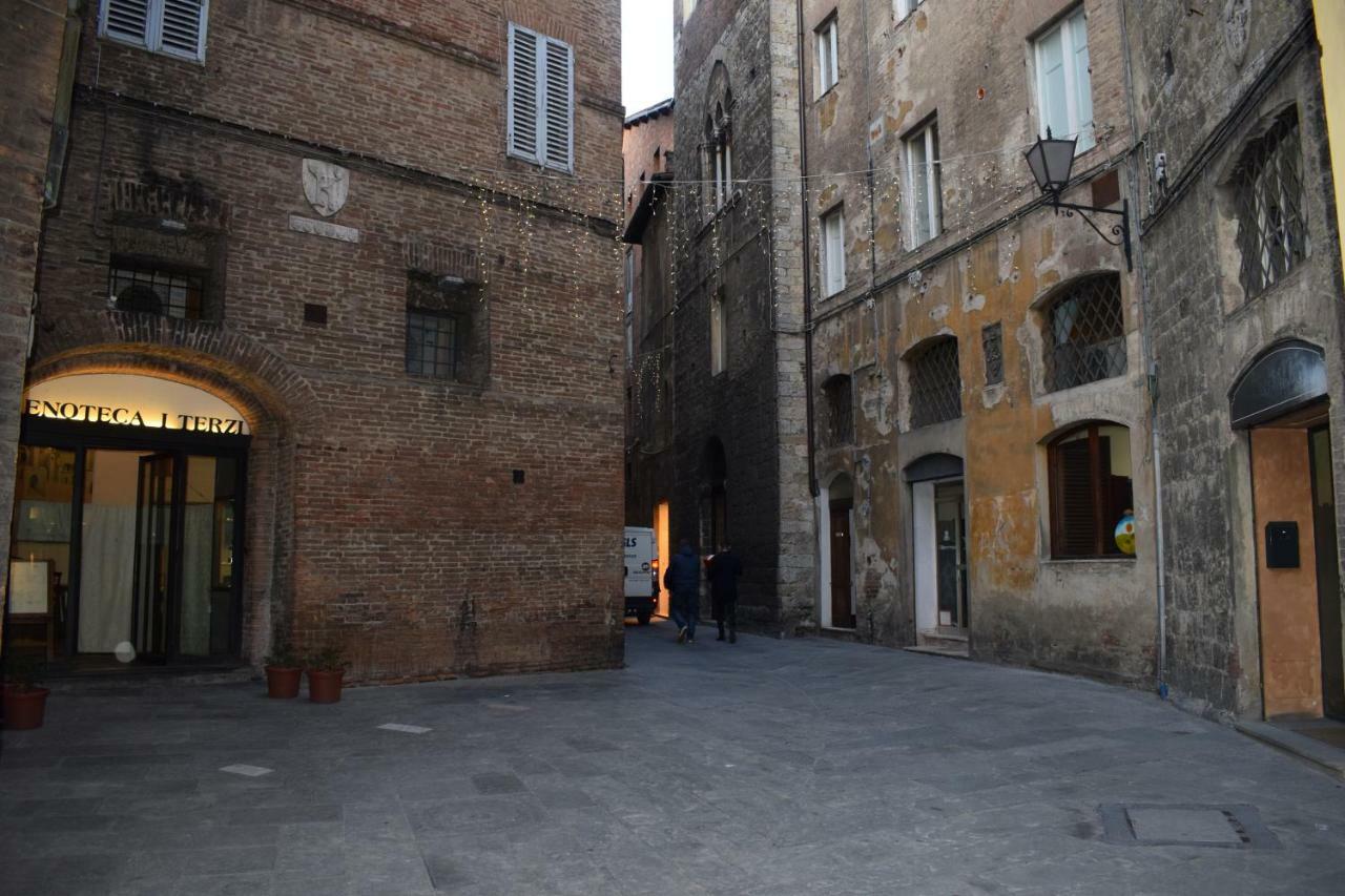 Siena Centro, Civetta Appartement Buitenkant foto